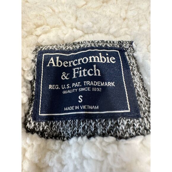 Abercrombie & Fitch Sherpa Lined Open Front Cardigan Gray Size Small - Picture 6 of 7